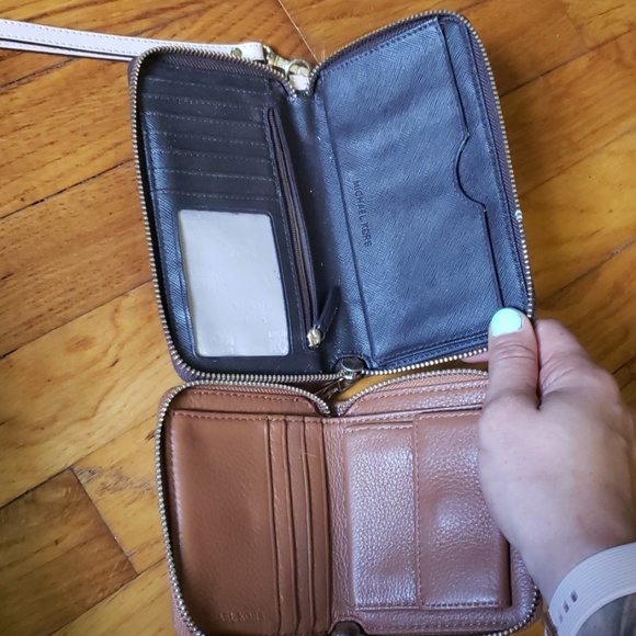 wallets - Picture 4 of 4